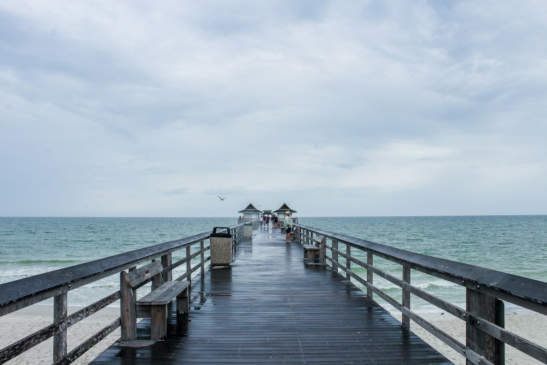 Plan for holiday photos at the pier